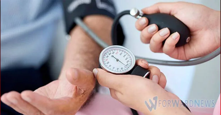രക്തസമ്മർദ്ദം നിയന്ത്രിക്കാന്‍ കഴിക്കേണ്ടതും ഒഴിവാക്കേണ്ടതുമായ ഭക്ഷണങ്ങള്‍…