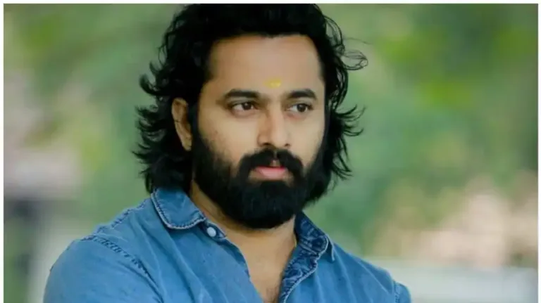 ഉണ്ണി മുകുന്ദന് കനത്ത തിരിച്ചടി: പീഡനക്കേസിലെ ഹർജി തള്ളി, വിചാരണ തുടരാൻ ഹൈക്കോടതി ഉത്തരവ്