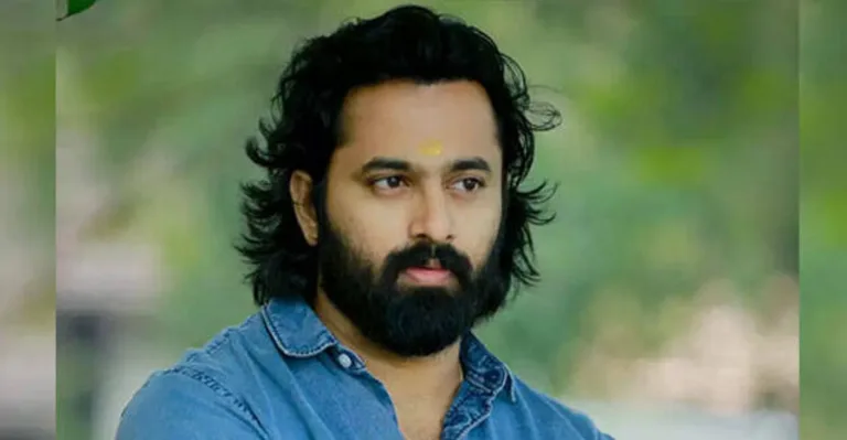 ഉണ്ണി മുകുന്ദന് ആശ്വാസം; സ്ത്രീത്വത്തെ അപമാനിച്ചെന്ന കേസിലെ തുടർനടപടികൾക്ക് സ്റ്റേ