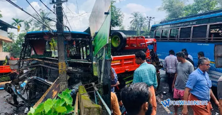 കോഴിക്കോട് കക്കോടിയില്‍ ബസും ടിപ്പർ ലോറിയും കൂട്ടിയിടിച്ച് 12 പേർക്ക് പരിക്ക്