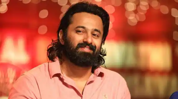 ഉണ്ണി മുകുന്ദന് ആശ്വാസം; സ്ത്രീത്വത്തെ അപമാനിച്ചെന്ന കേസ് ഹൈക്കോടതി റദ്ദാക്കി