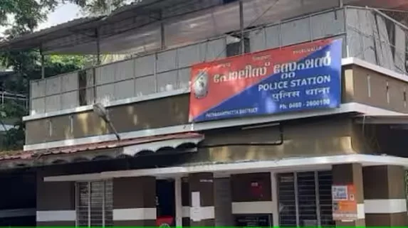 തിരുവല്ലയിൽ കാണാതായ പെണ്‍കുട്ടിയെ സ്റ്റേഷനിലെത്തിച്ച ശേഷം മുങ്ങി; യുവാക്കളെ പിന്തുടര്‍ന്ന് പിടികൂടി പൊലീസ്