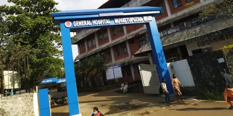 ആശുപത്രിയില്‍ കയറി യുവതിയെ കുത്തിക്കൊലപ്പെടുത്തി