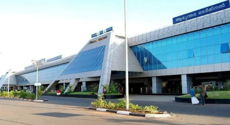 കരിപ്പൂർ വിമാനത്താവളത്തിൽ പാർക്കിങ് നിരക്ക് പരിഷ്കരിച്ചു