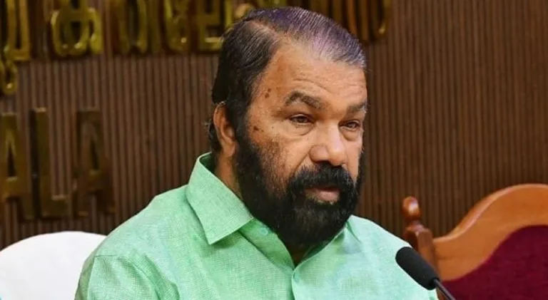 പ്ലസ് വൺ പ്രവേശനം; താത്കാലിക അധിക ബാച്ചുകൾ അനുവദിച്ചു: മന്ത്രി വി ശിവൻകുട്ടി