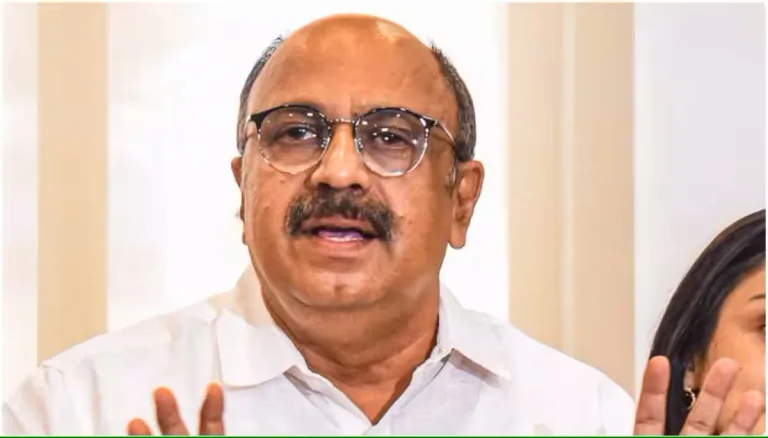 ‘ഹോട്ടലിലേക്കു യുവനടിയെ വിളിച്ചുവരുത്തിയത് ദുരുദ്ദേശ്യത്തോടെ’: സിദ്ദിഖ് കുറ്റക്കാരനെന്ന് പൊലീസ്