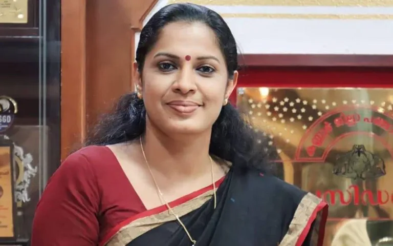 പറയാനുള്ളത് പാർട്ടി വേദിയിൽ പറയുമെന്ന് പിപി ദിവ്യ; പാർട്ടി നടപടി അംഗീകരിക്കുന്നുവെന്ന് ഫേയ്സ്ബുക്ക് കുറിപ്പ്