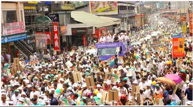 പ്രിയങ്കാ ഗാന്ധിയുടെ പത്രിക സമർപ്പണം 23-ന്; രാഹുൽ ഗാന്ധിയോടൊപ്പം റോഡ്ഷോ