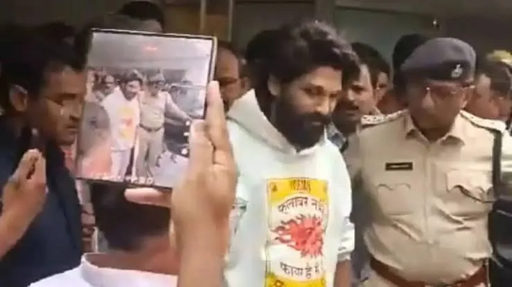 പുഷ്പ 2 പ്രീമിയര്‍ അപകടം: നടന്‍ അല്ലു അര്‍ജുന്‍ അറസ്റ്റിൽ