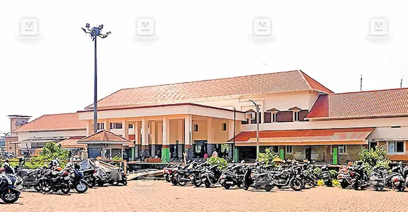 നവീകരിക്കുന്ന വടകര റെയിൽവേ സ്റ്റേഷൻ ഉദ്ഘാടനം മാർച്ചിൽ; നരേന്ദ്ര മോദി നിർവഹിക്കും