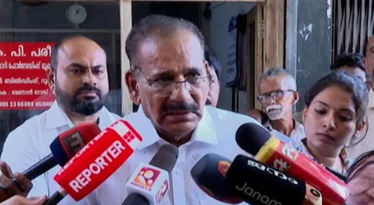‘നാട്ടാന പരിപാലന ചട്ടം പ്രത്യക്ഷത്തിൽ തന്നെ ലംഘിച്ചതായി കണ്ടെത്തി’; കർശന നടപടികൾ സ്വീകരിക്കും: മന്ത്രി എകെ ശശീന്ദ്രൻ