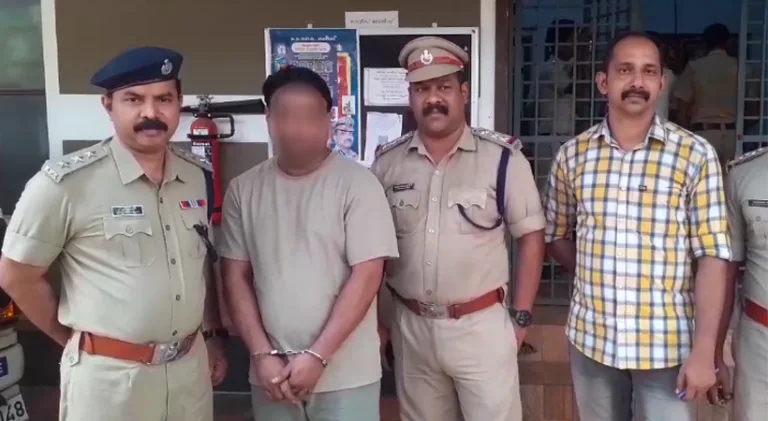 മകനെ മറയാക്കി മയക്കുമരുന്ന് വില്പന നടത്തിയ അച്ഛൻ പിടിയിൽ.