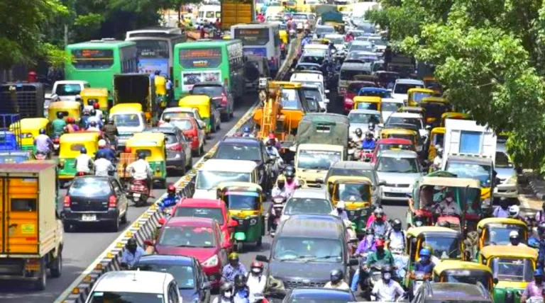 നിരത്തുകളില്‍ വാഹനങ്ങള്‍ നിറയുന്നു; രജിസ്‌ട്രേഷൻ 1.82 കോടി കടന്നു