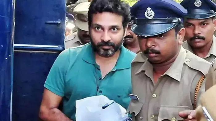 ‘സ്വത്ത് തർക്കം തീർക്കണം’: ചന്ദ്രബോസ് വധക്കേസ് പ്രതി നിഷാമിന് പരോൾ