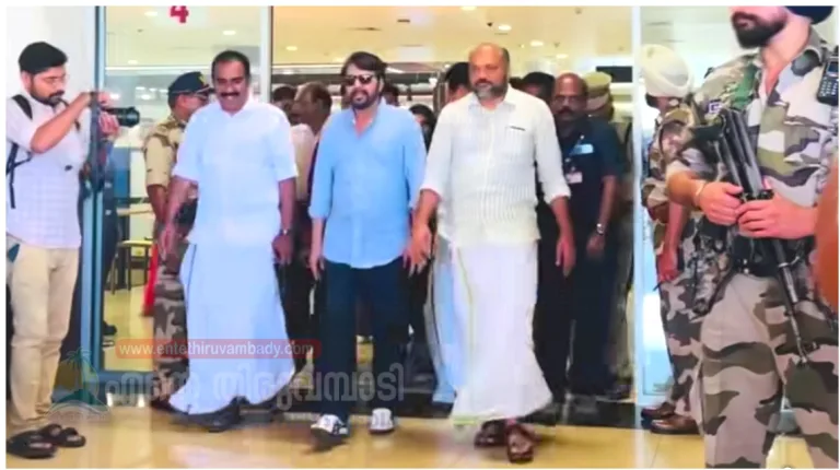 മെ​ഗാസ്റ്റാർ മമ്മൂട്ടി എട്ട് മാസങ്ങൾക്ക് ശേഷം കേരളത്തിലെത്തി