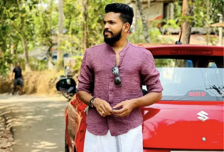 കാർ കത്തി പൊള്ളലേറ്റ് ചികിത്സയിലായിരുന്ന യുവാവും മരിച്ചു