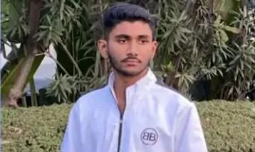 കോഴിക്കോട് വിദ്യാര്‍ഥി  വെടിയേറ്റ് മരിച്ച നിലയില്‍ കണ്ടെത്തി