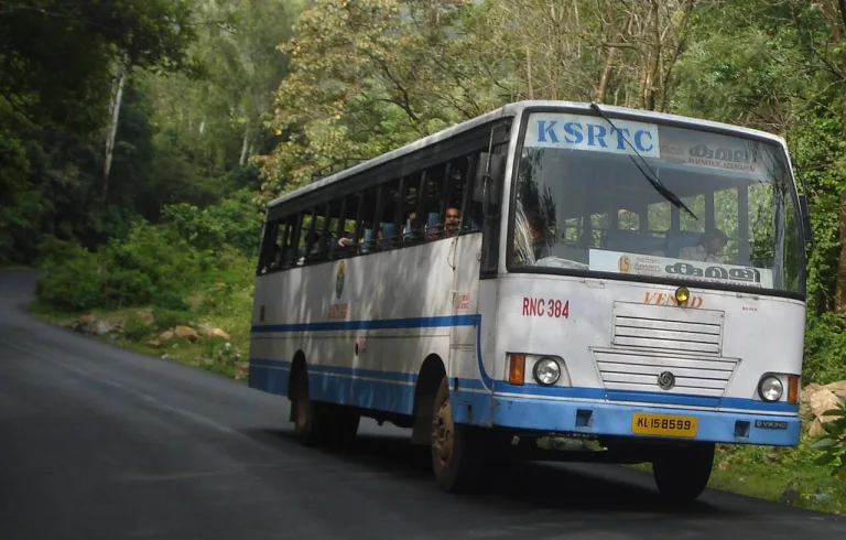 സൗജന്യ യാത്ര ഈ ബസുകളിൽ; സ്പോൺസർ ചെയ്യാനും അവസരം; വികസന സമിതികൾ വരും.