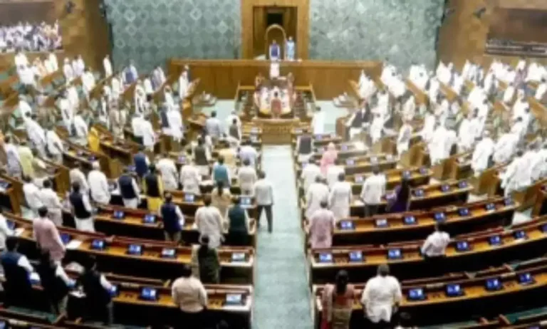പൊതുപരീക്ഷ ഭേദഗതി ബില്ല് ലോക്‌സഭയില്‍ പാസാക്കി